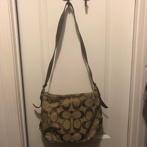 Coach shoulder/crossbody purse